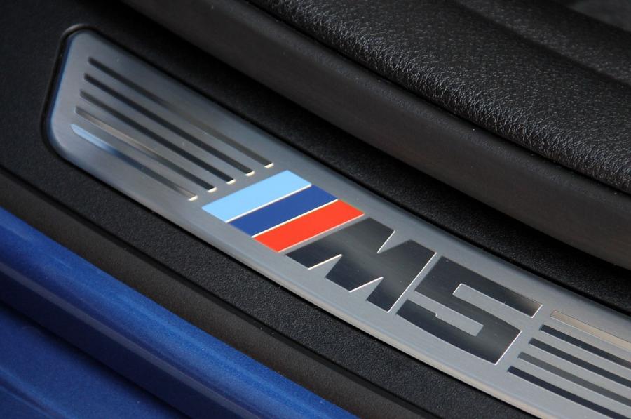  BMW M5 2012 года  (фото 73 из 319)
